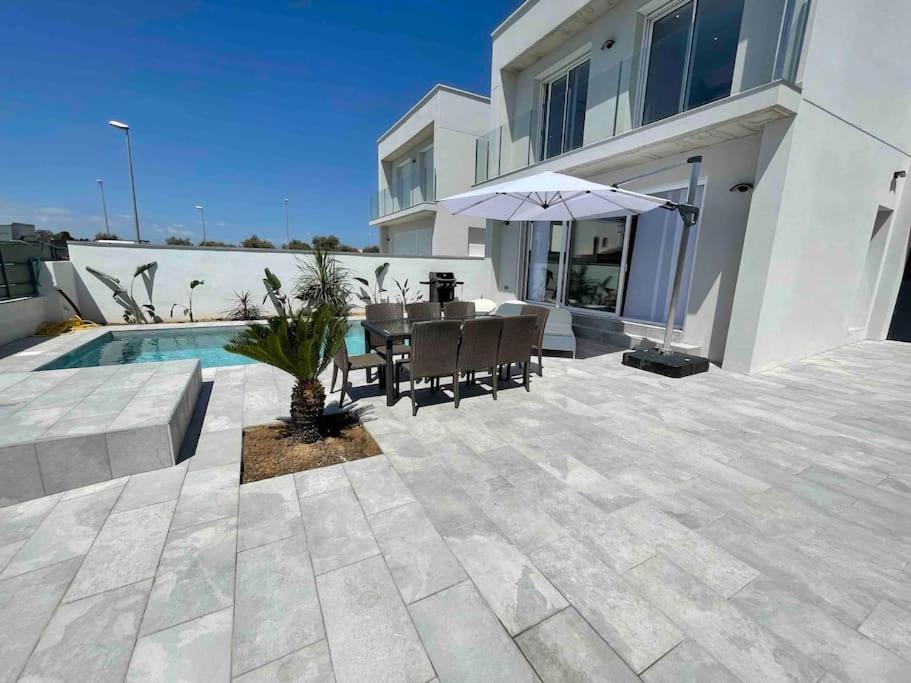 Belle Villa Contemporaine Piscine Privee Empuriabrava Esterno foto